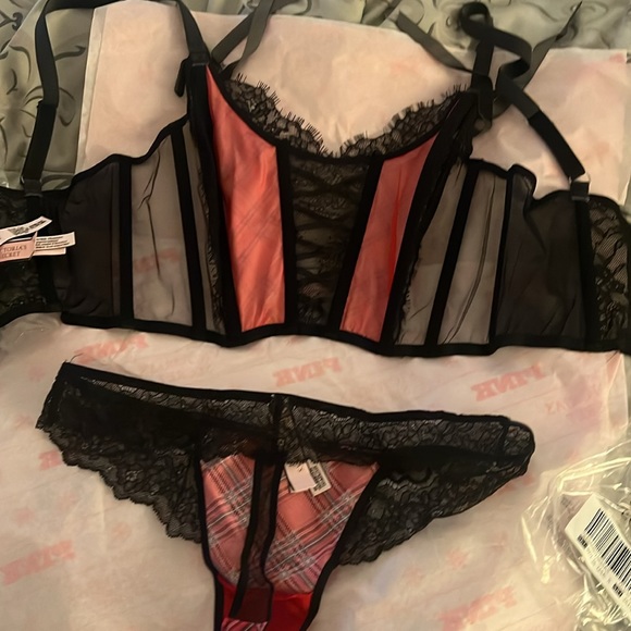 Victoria’s Secret black and red plaid, corset, inspired top, (m)& panty (s) nwt - Picture 5 of 8